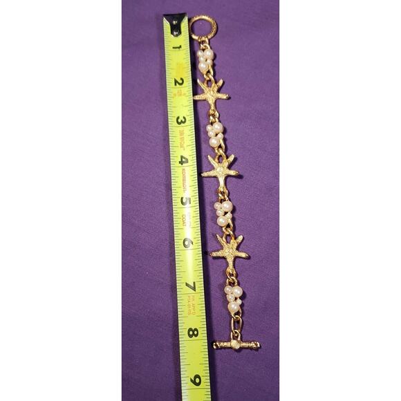 Yellow Gold Plated Starfish and Faux Pearl Cluster Bracelet, Toggle Clasp, 8" - Picture 10 of 16